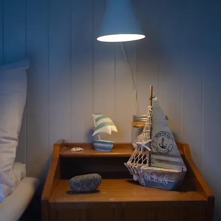 Cozy House By The Fjord In The Heart Of Lofoten Ferienhaus *