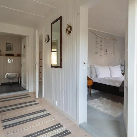 Nyaraló Cozy House By The Fjord In The Heart Of Lofoten *