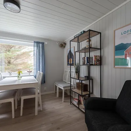 Cozy House By The Fjord In The Heart Of Lofoten Feriehus *
